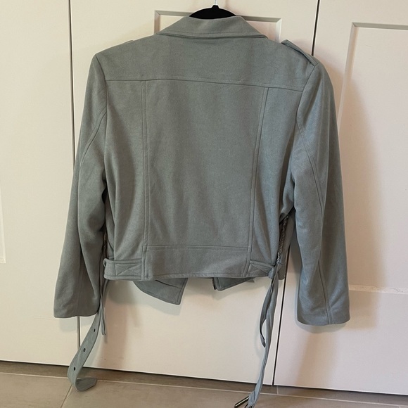 Suede Cropped Jacket - Picture 6 of 9